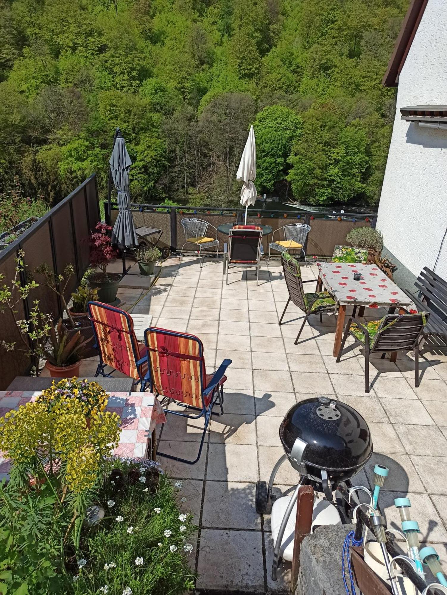 Ferienwohnung Mit Terrasse Fuer 1-4 Personen آلتنا المظهر الخارجي الصورة
